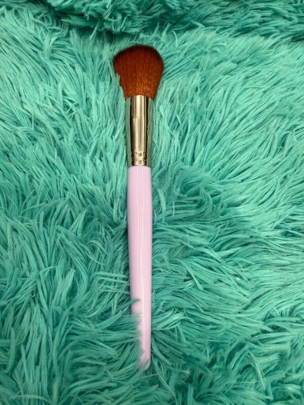 Single Soft Synthetic Hair High Quality Makeup Brush multip,  Multiple colour available - Image 2