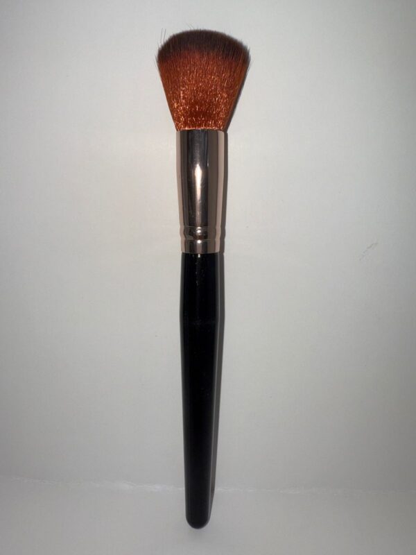 Single Soft Synthetic Hair High Quality Makeup Brush multip,  Multiple colour available