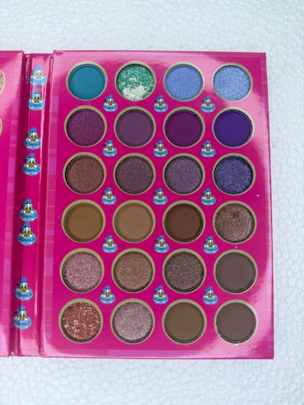 84 Colour Fashion Models Naked Flower Donald Eyeshadow Palette - Image 5